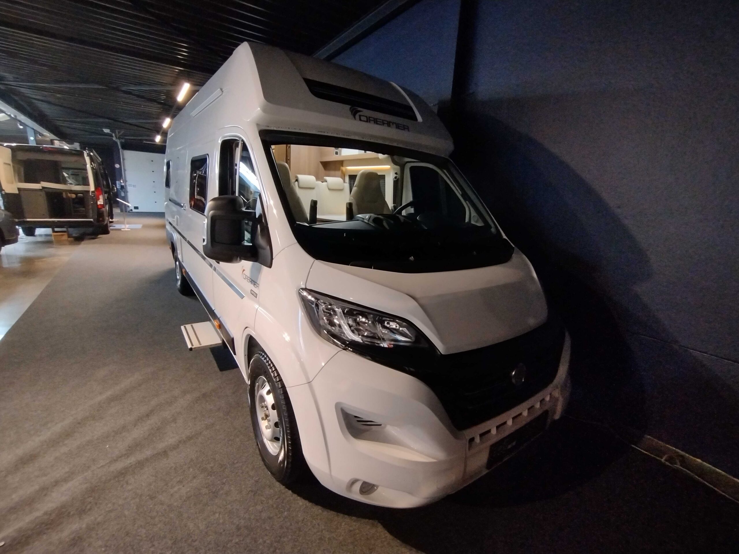Dreamer Living Van Select
