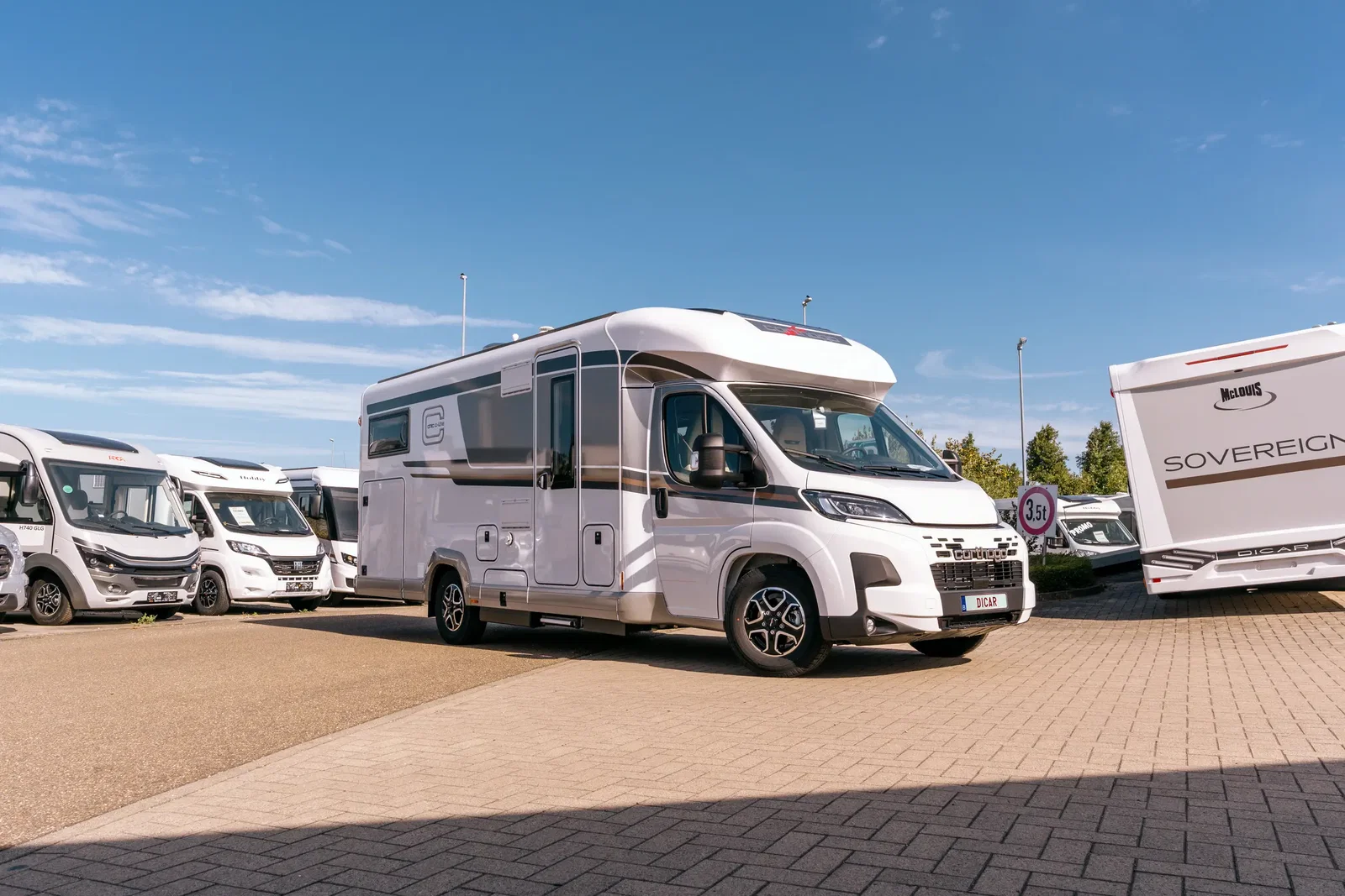 Carthago C-line T 4.9 LE